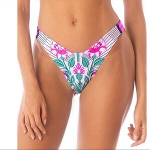 NWT Maaji Cerise Bouquet Splendour Regular Rise Thin Side Bikini Bottom